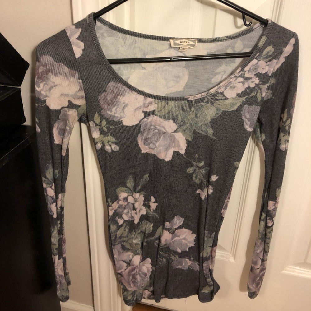 long sleeve shirt, floral, scoop neck